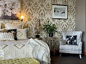 B&B