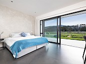 B&B