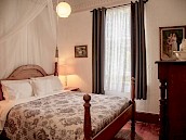 B&B