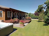 B&B